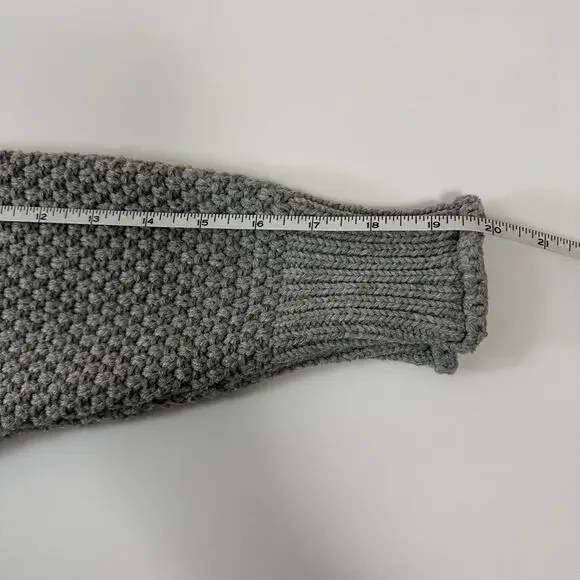 “FASHION” XL Pink, White, and Gray Knit Turtleneck Sweater - Picture 9 of 9